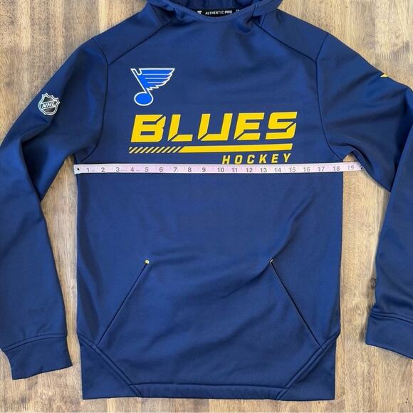 NHL St Louis Blues Hockey Fanatics Authentic Pro Locker Room Hoodie Unisex Small - Picture 4 of 7